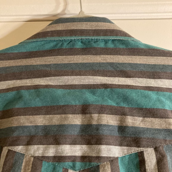 Vintage Wrangler shirt - Picture 7 of 8